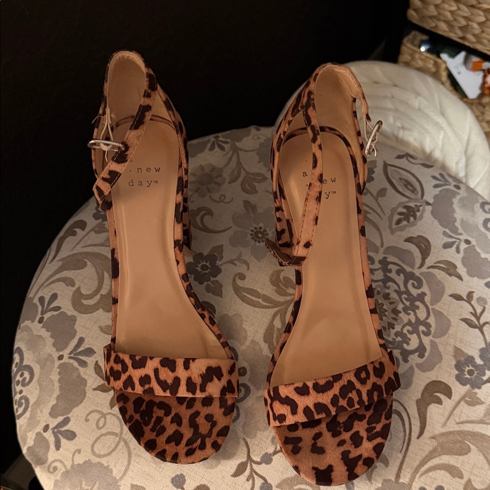 A new day heels